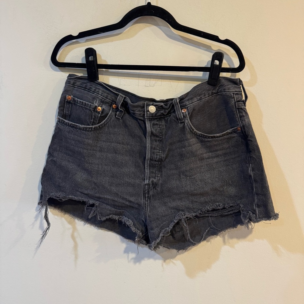 Levi's 501 Denim Shorts size 32
